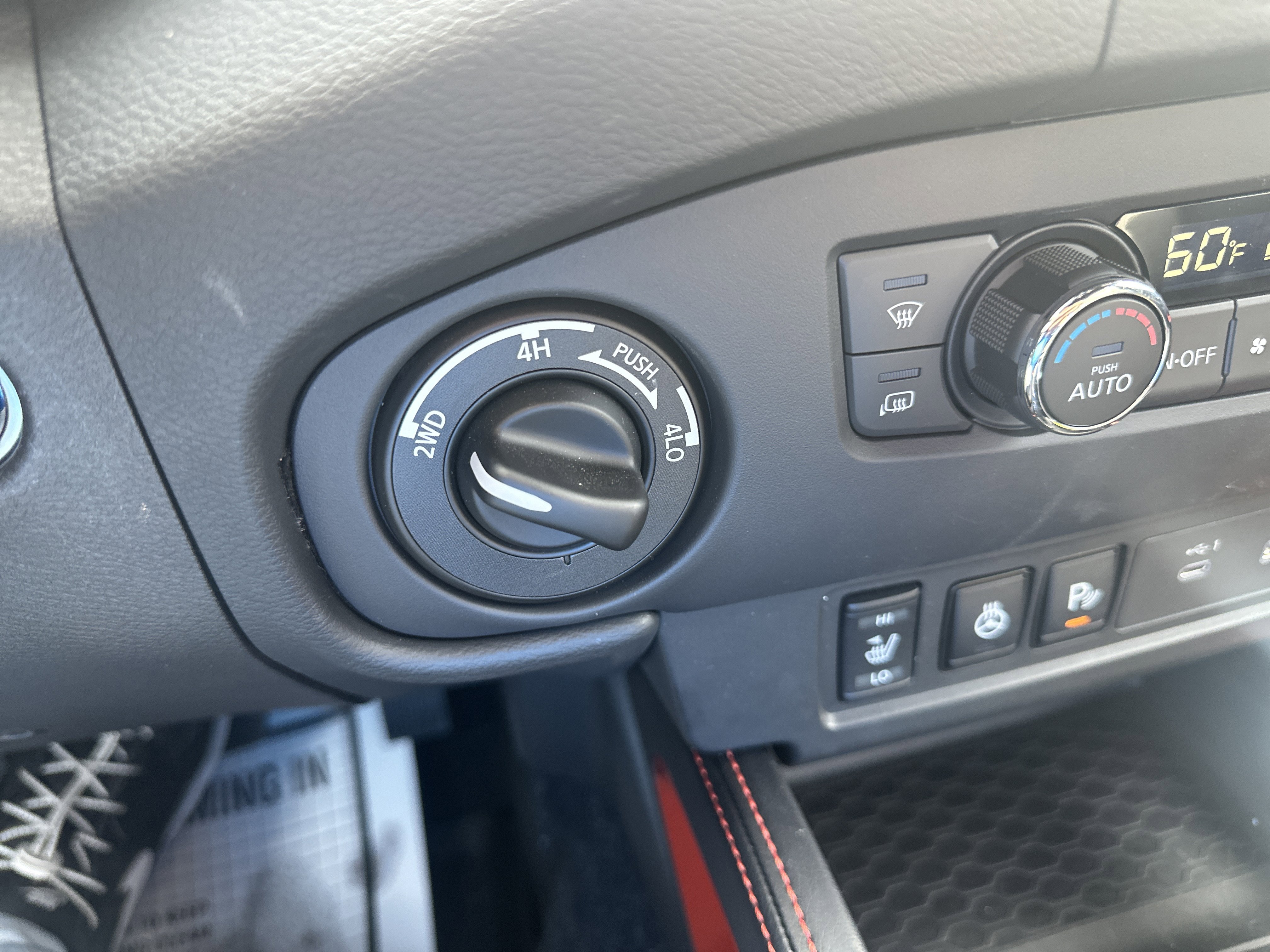 Used 2024 Nissan Frontier PRO-4X w/ Pro Premium Package image 36