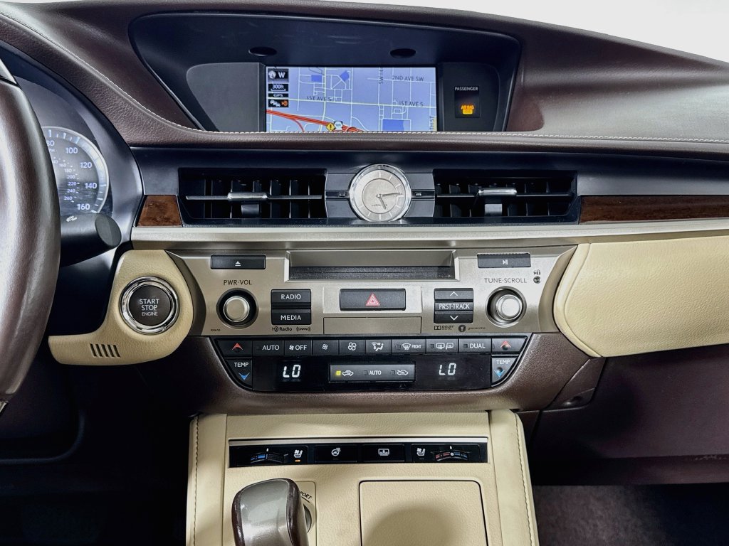 Used 2017 Lexus ES 350 FWD image 14