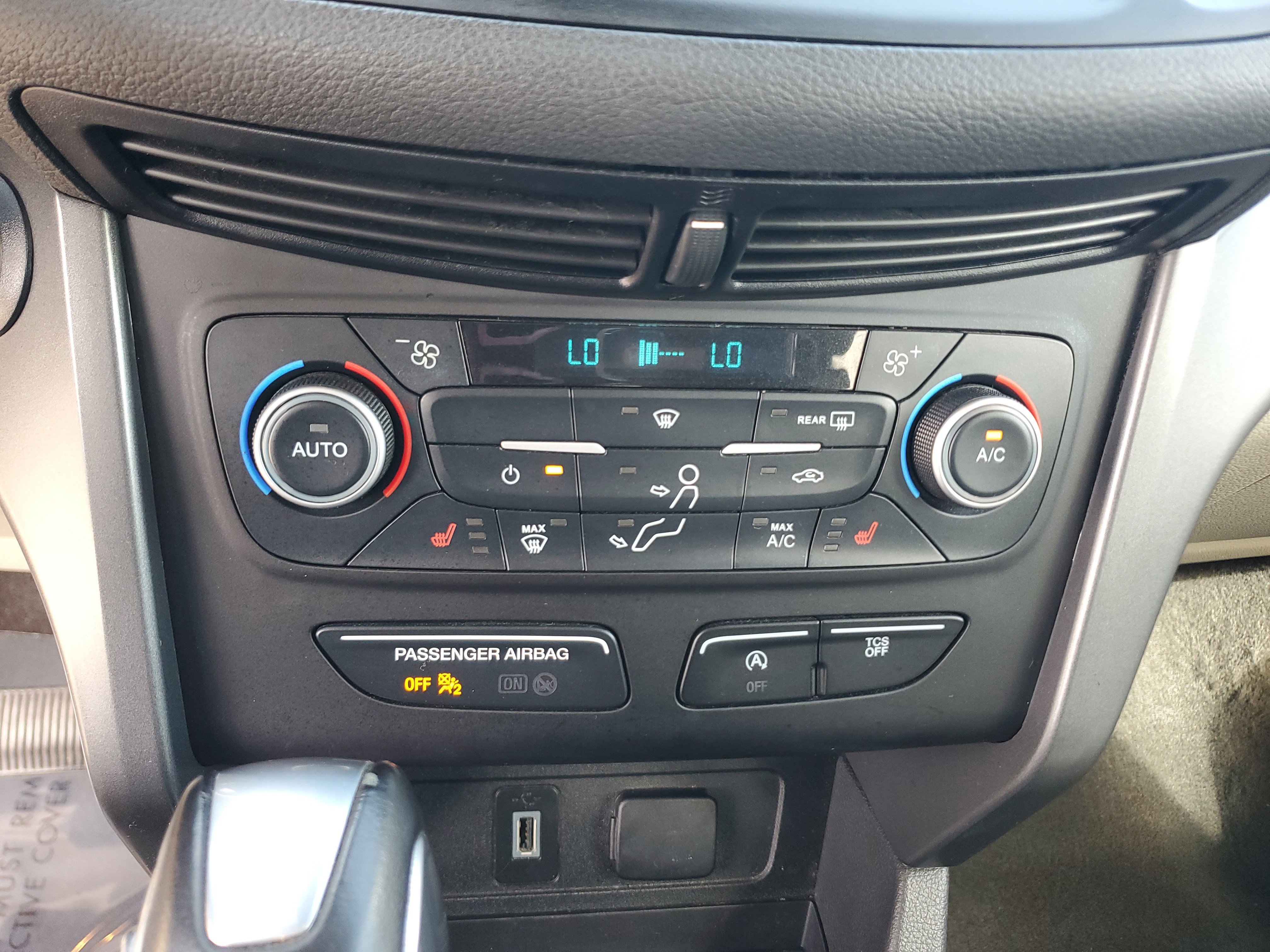 Used 2019 Ford Escape SEL FWD image 26