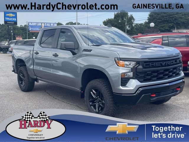New 2026 Chevrolet Silverado 1500 Custom Trail Boss w/ LPO, Dark Essentials Package