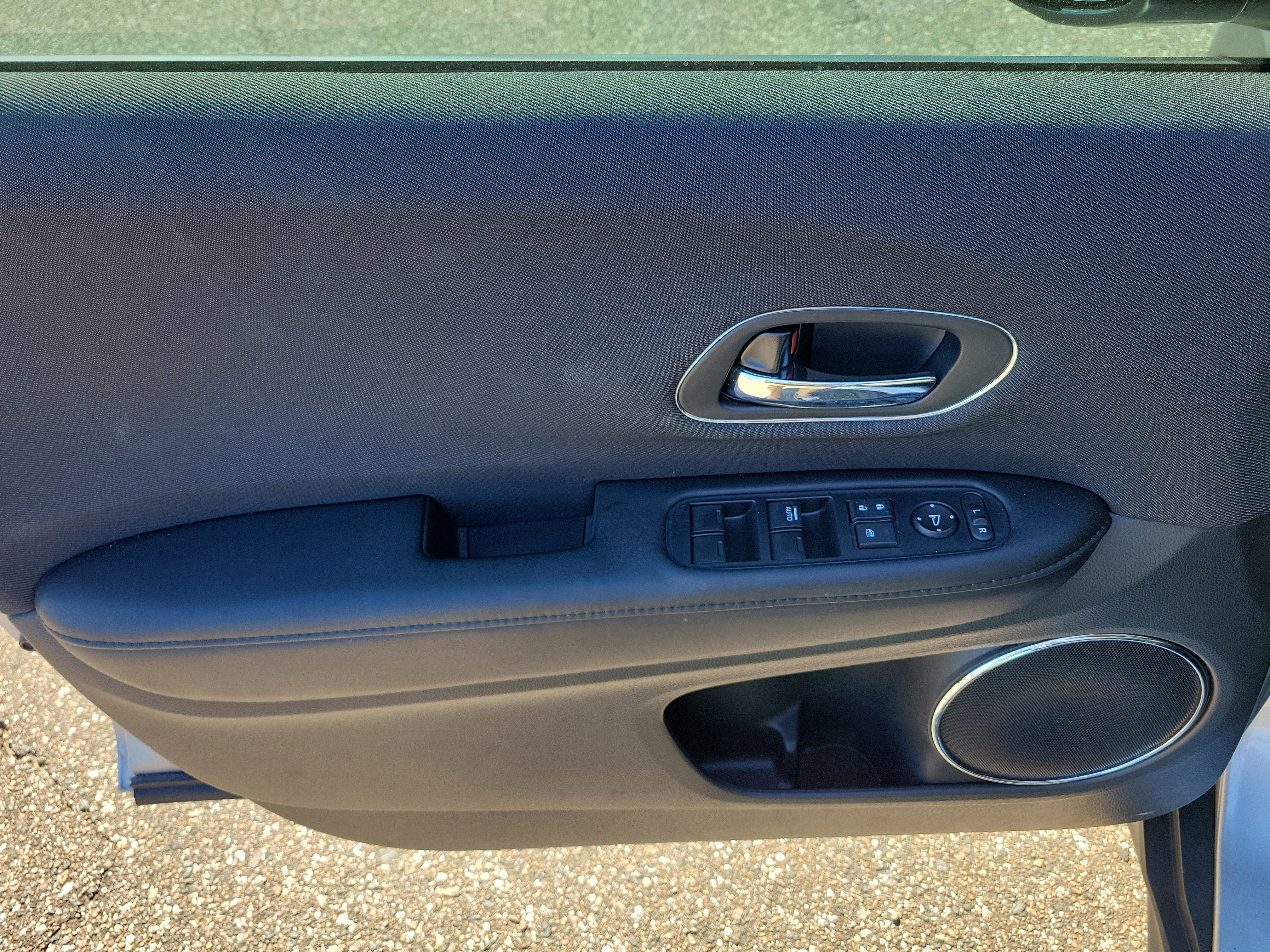 Used 2022 Honda HR-V EX image 18