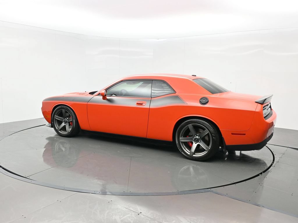 Used 2009 Dodge Challenger SRT8 RWD image 3
