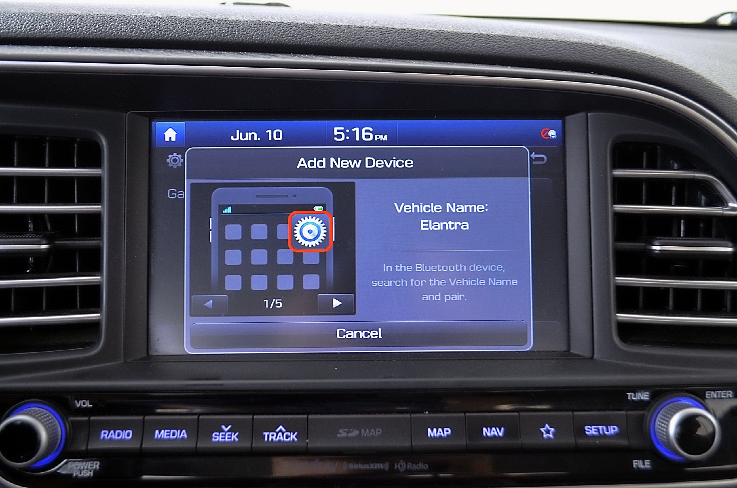 Used 2020 Hyundai Elantra Limited w/ Ultimate Package 03 FWD image 29