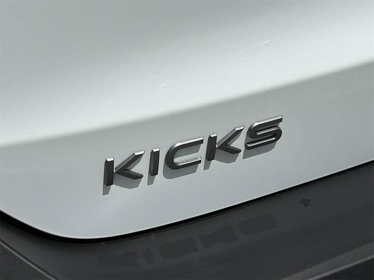 New 2026 Nissan Kicks SV FWD image 9