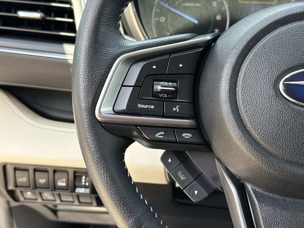 Used 2022 Subaru Ascent Limited w/ Technology Package image 43