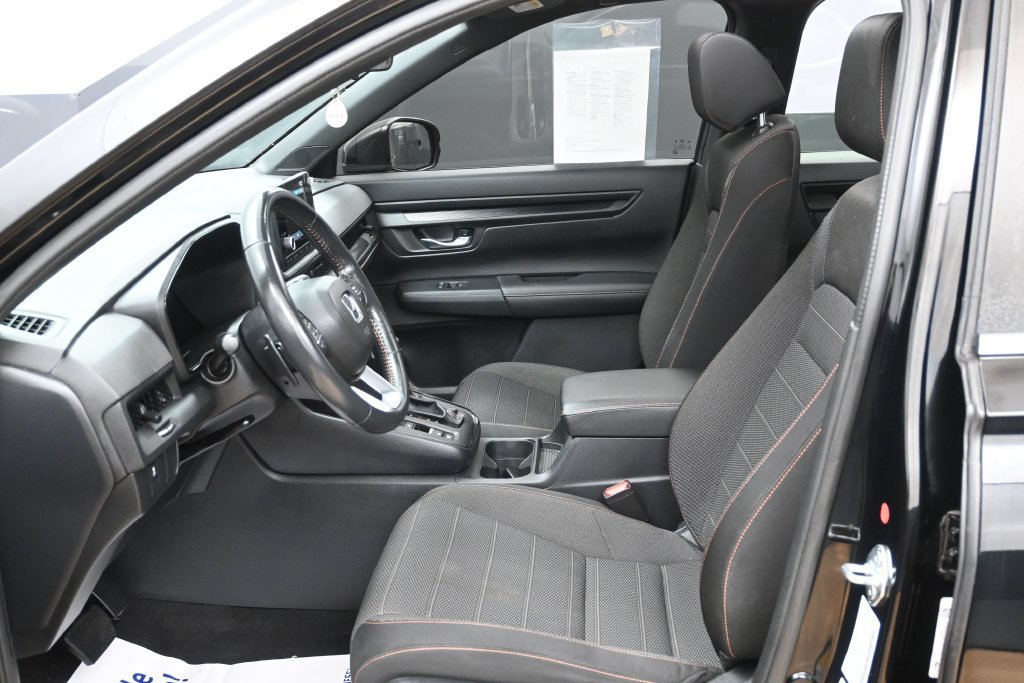 Used 2024 Honda CR-V Sport image 11