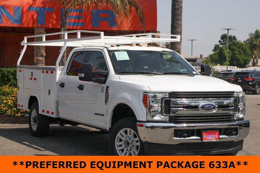 Used 2019 Ford F350 XLT image 2