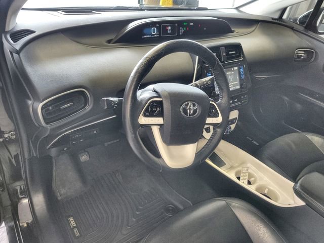 Used 2016 Toyota Prius Three w/ Advanced Technology Package image 14
