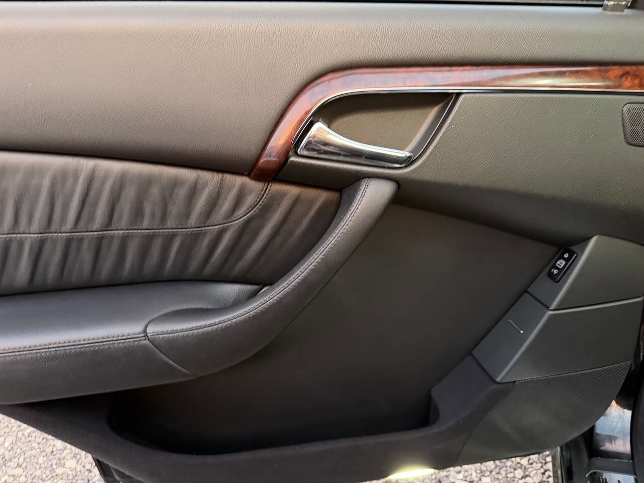 Used 2005 Mercedes-Benz S 500 image 31