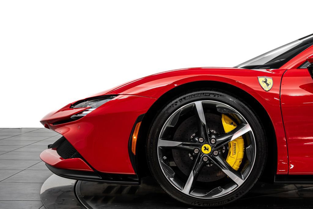 Used 2023 Ferrari SF90 Spider Base image 19