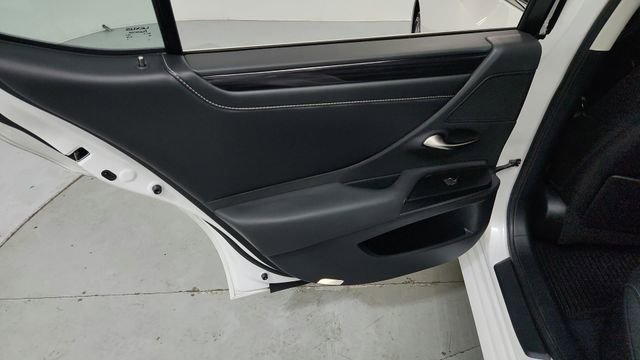 Used 2021 Lexus ES 250 w/ Premium Package image 16