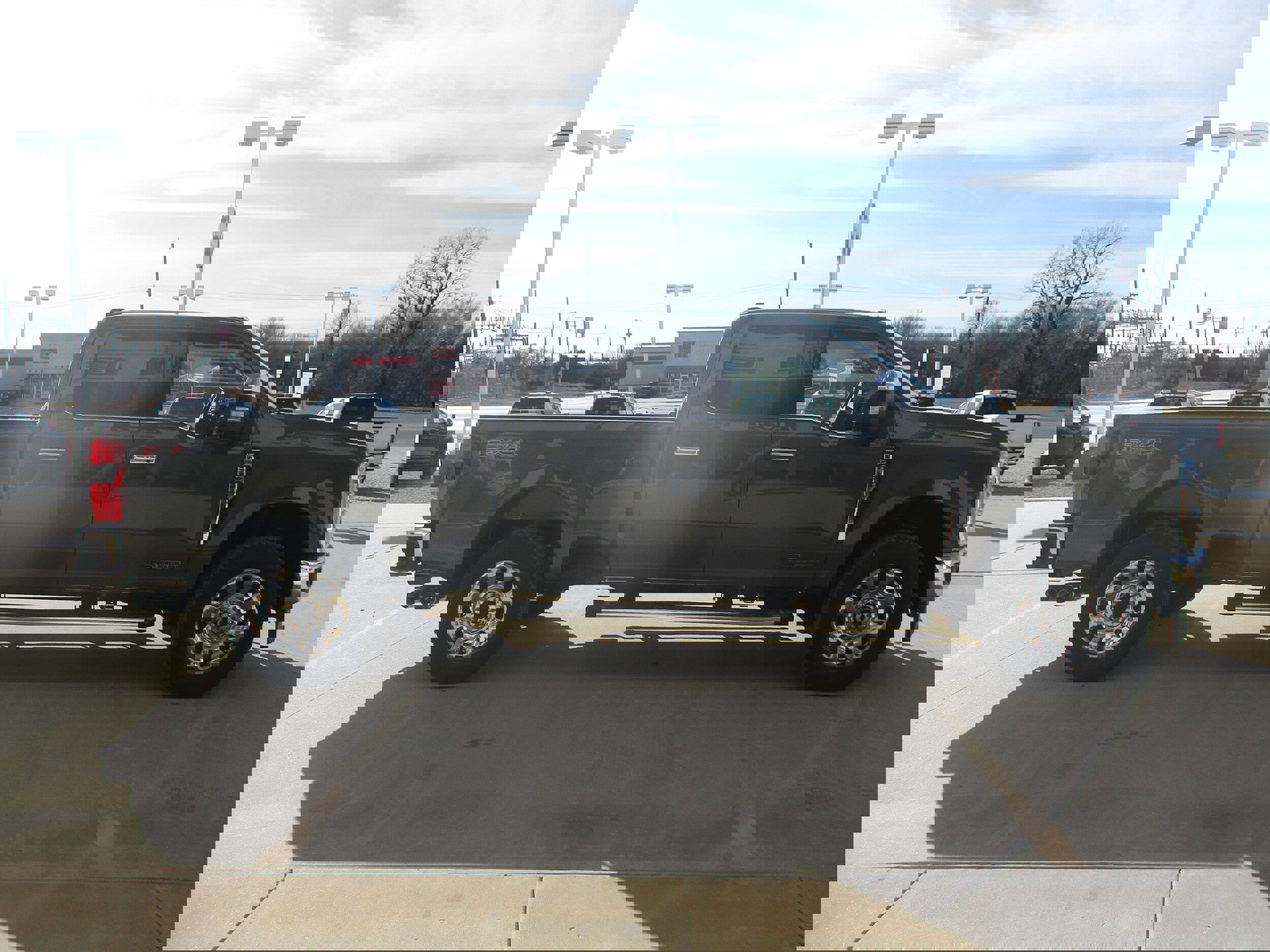 New 2026 Ford F250 Lariat w/ Chrome Package image 4