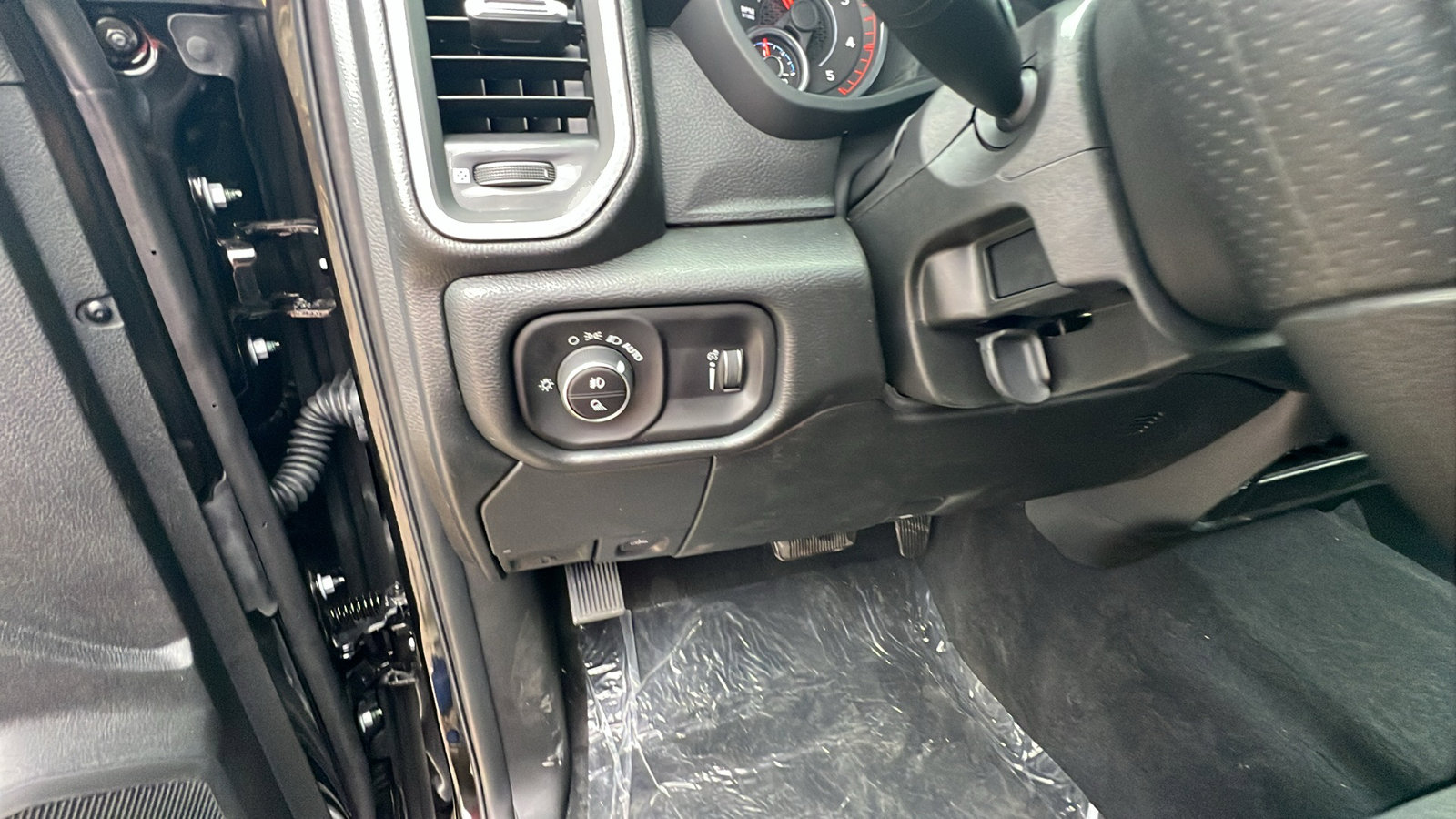 New 2026 RAM 3500 Tradesman image 21