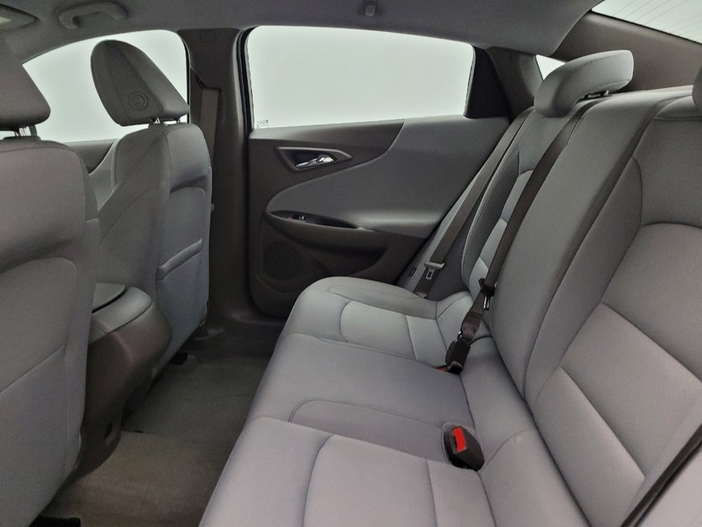 Used 2023 Chevrolet Malibu LS FWD image 18