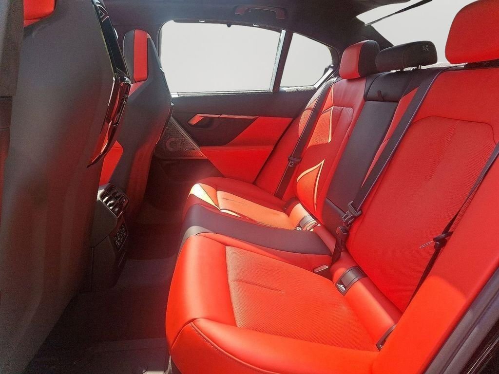 New 2026 BMW M5 w/ Executive Package image 5
