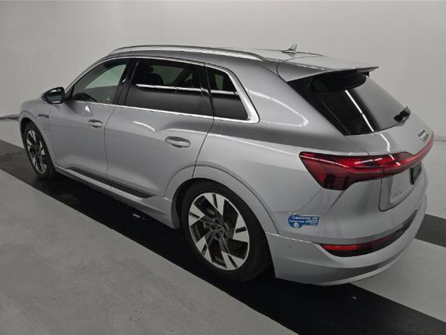 Used 2021 Audi e-tron Premium Plus w/ Premium Plus Package image 7