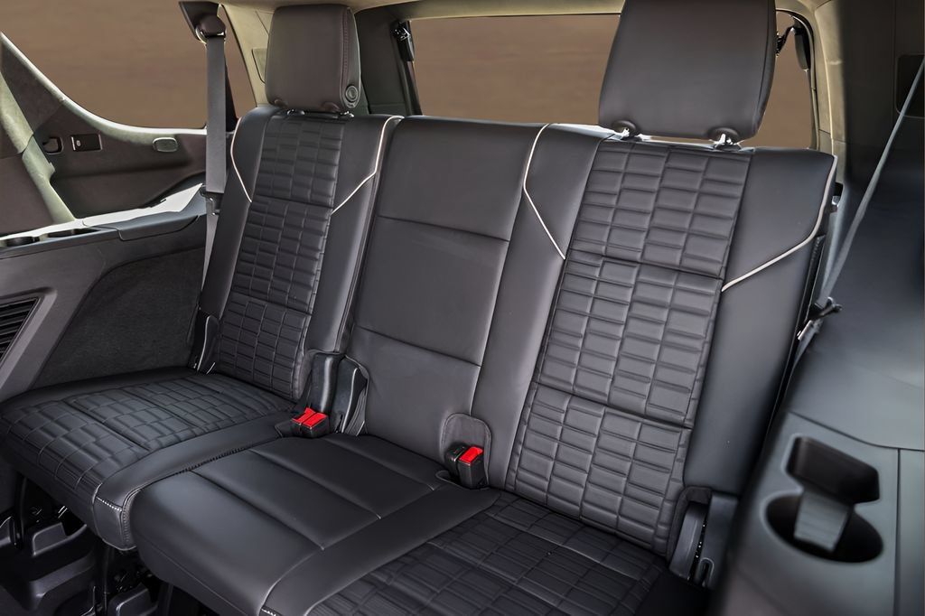 Used 2023 Cadillac Escalade Premium Luxury Platinum AWD/4WD image 25