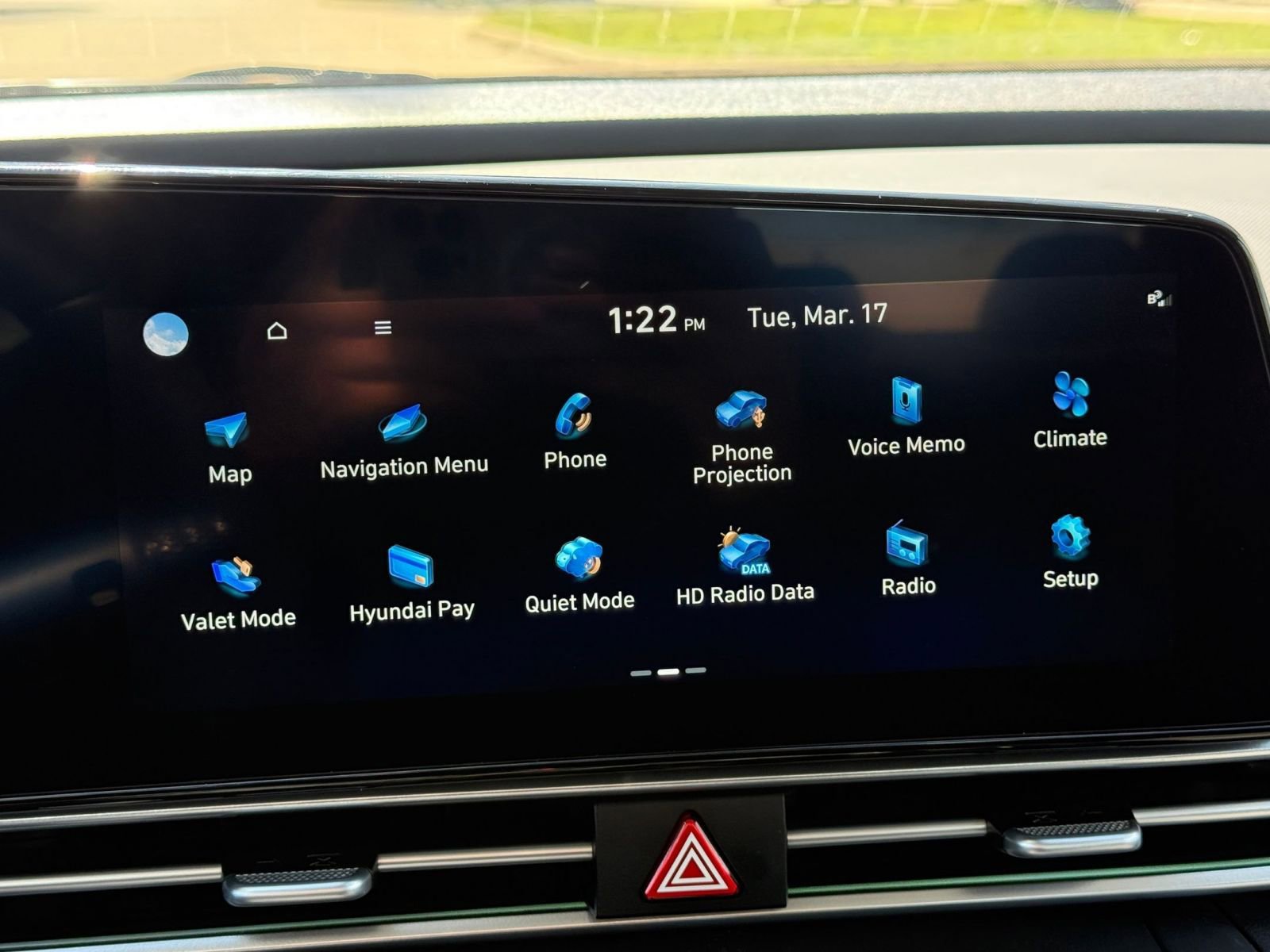 Used 2025 Hyundai Elantra SEL image 21