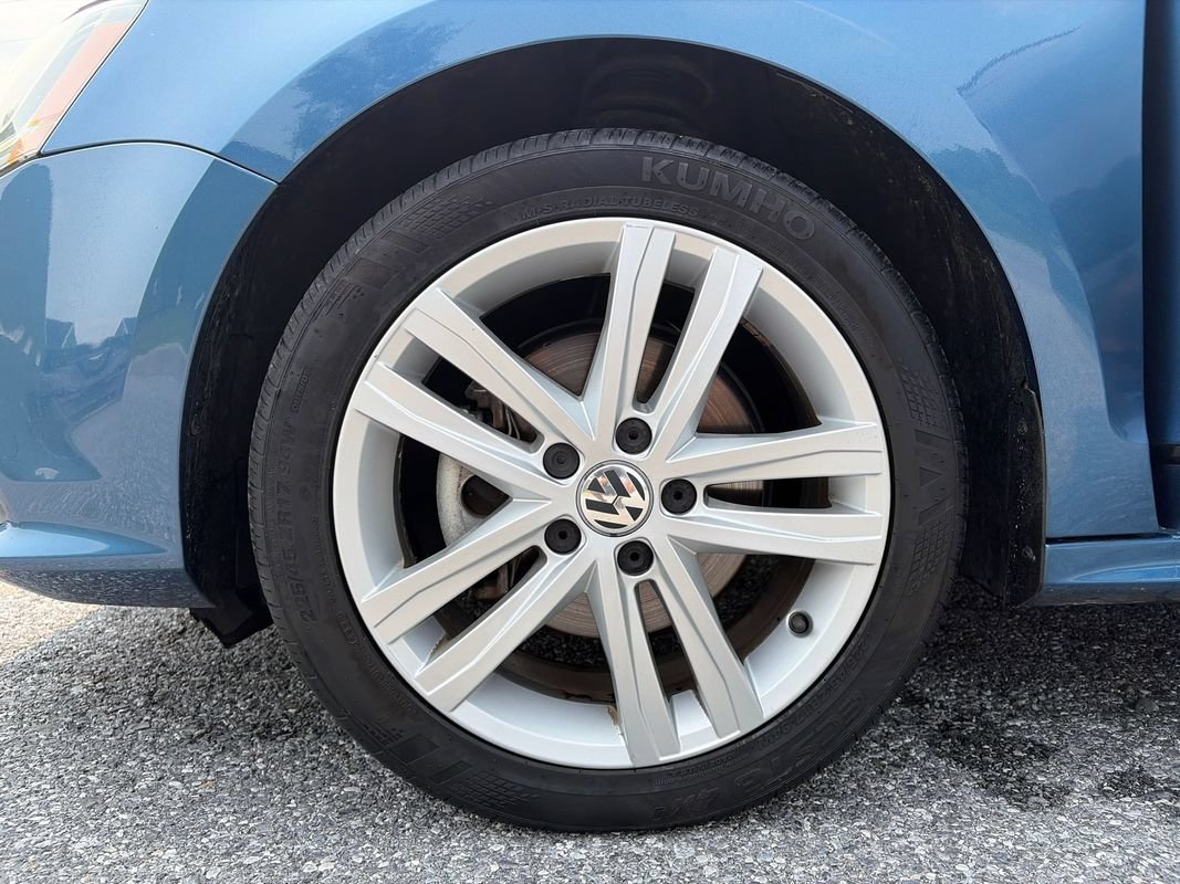 Used 2017 Volkswagen Jetta SEL FWD image 29