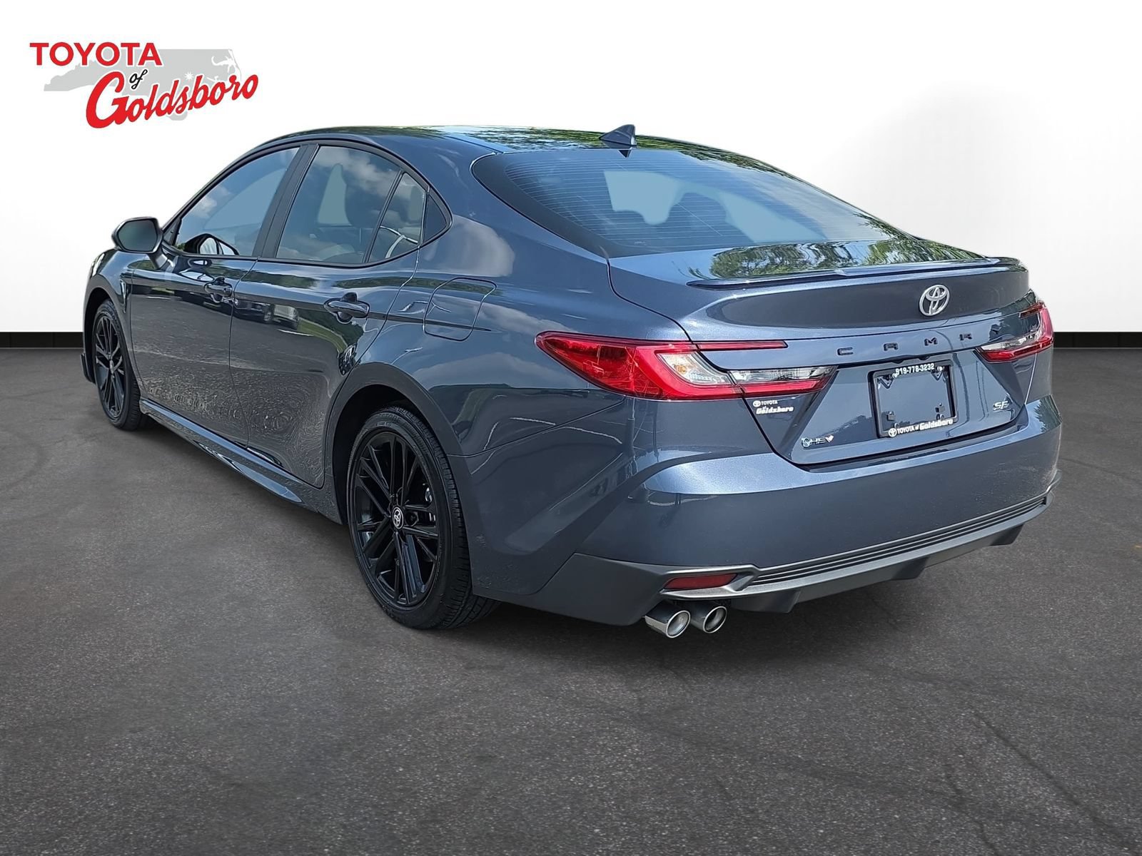 Used 2026 Toyota Camry SE w/ Convenience Package FWD image 7