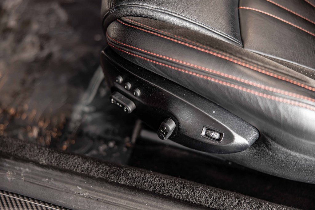 Used 2017 Maserati GranTurismo Sport image 21