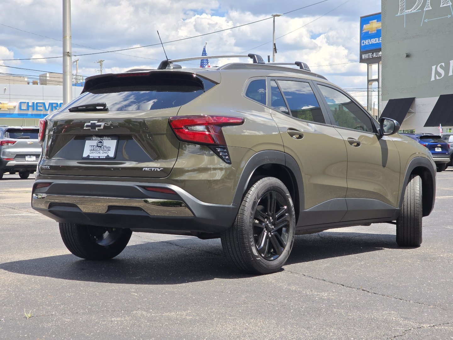 Used 2024 Chevrolet Trax ACTIV w/ Sunroof Package FWD image 23