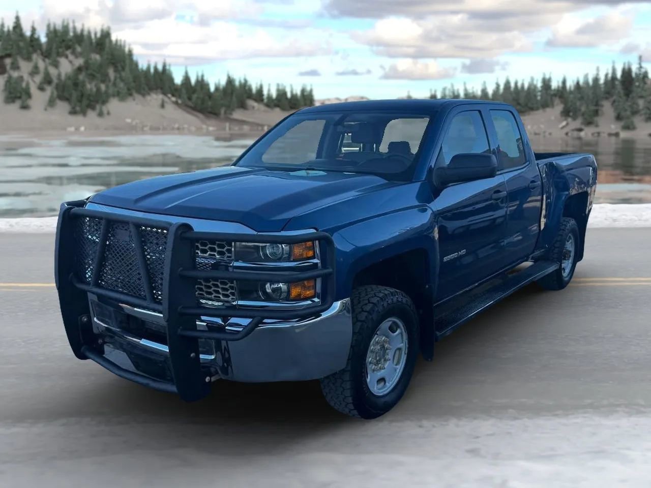 Used 2019 Chevrolet Silverado 2500 W/T AWD/4WD image 6