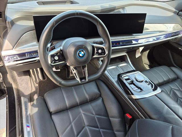 Certified 2024 BMW i7 eDrive50 w/ M Sport Package RWD image 10