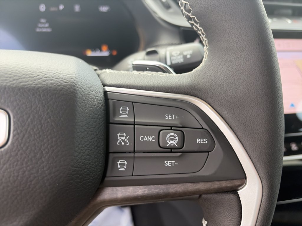 New 2026 Jeep Grand Cherokee Altitude RWD image 21