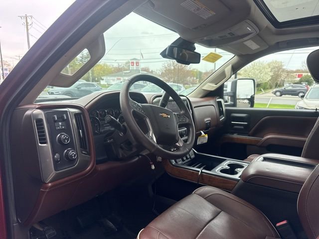 Used 2015 Chevrolet Silverado 2500 High Country AWD/4WD image 6