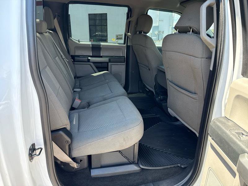Used 2018 Ford F250 XLT w/ Snow Plow Prep Package AWD/4WD image 9