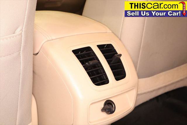 Used 2013 Ford Taurus SE FWD image 22
