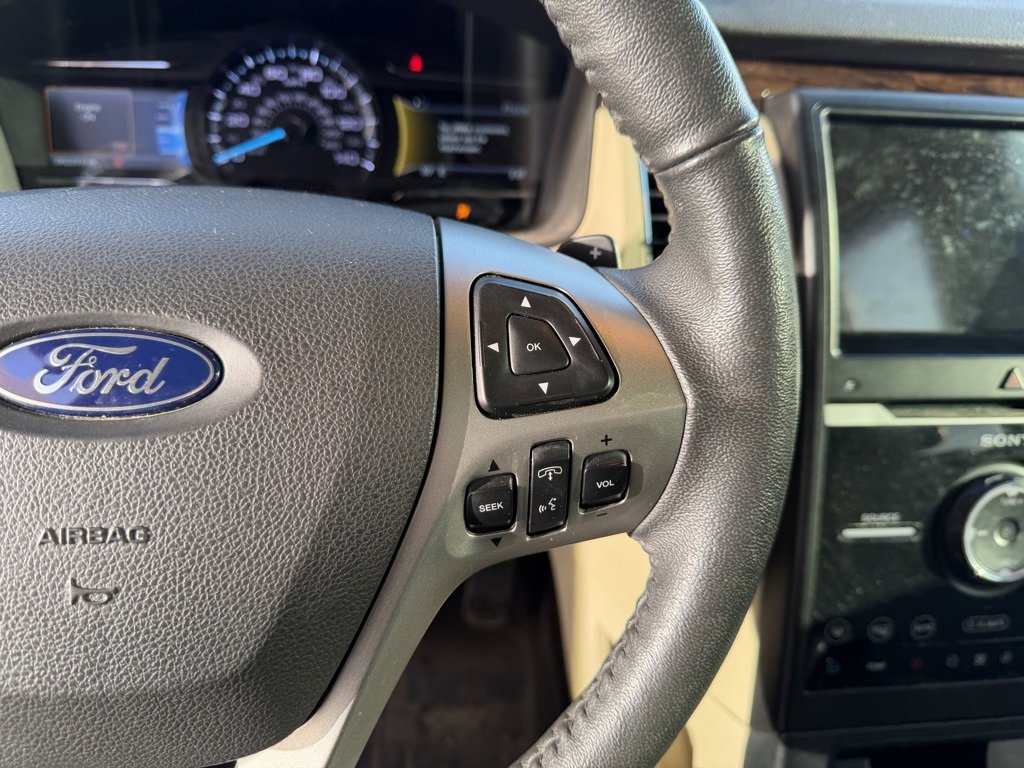 Used 2019 Ford Flex Limited image 17