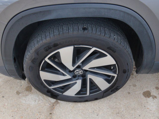 Used 2024 Volkswagen Atlas SE image 11