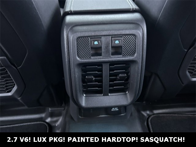 New 2025 Ford Bronco Badlands image 7