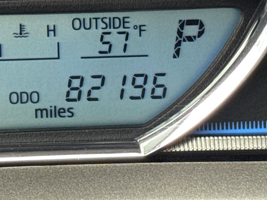 Used 2015 Toyota RAV4 Limited w/ Technology Package AWD/4WD image 39