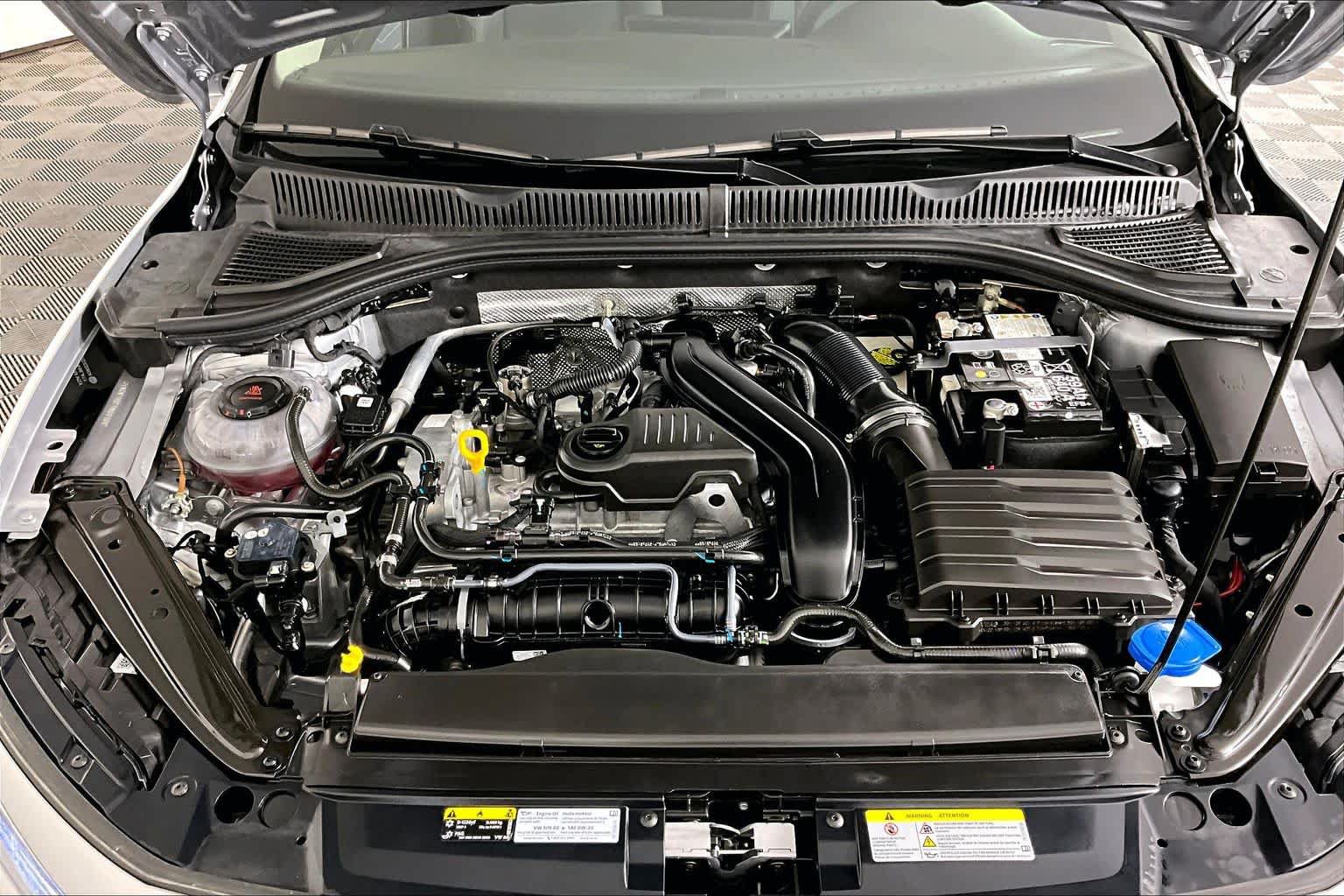 Used 2026 Volkswagen Jetta SEL FWD image 29