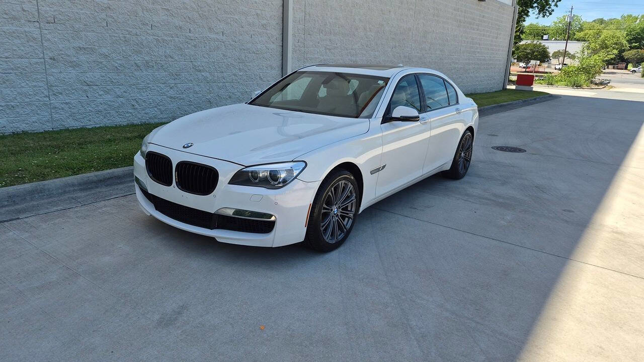 Used 2013 BMW 740Li xDrive AWD/4WD image 2