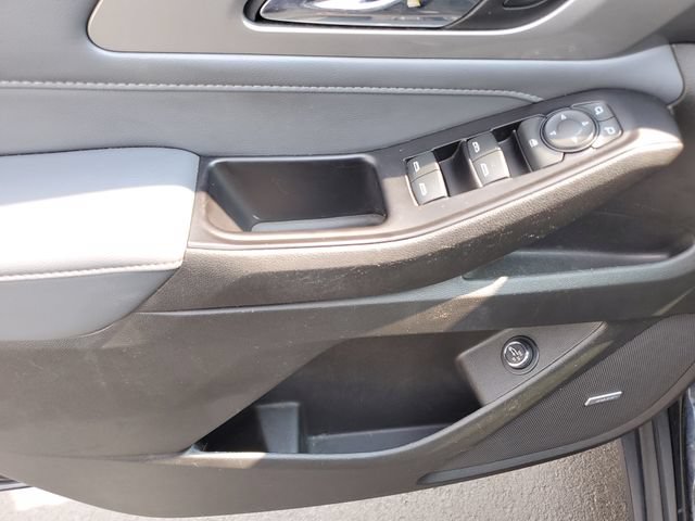Used 2018 Chevrolet Traverse LT FWD image 22
