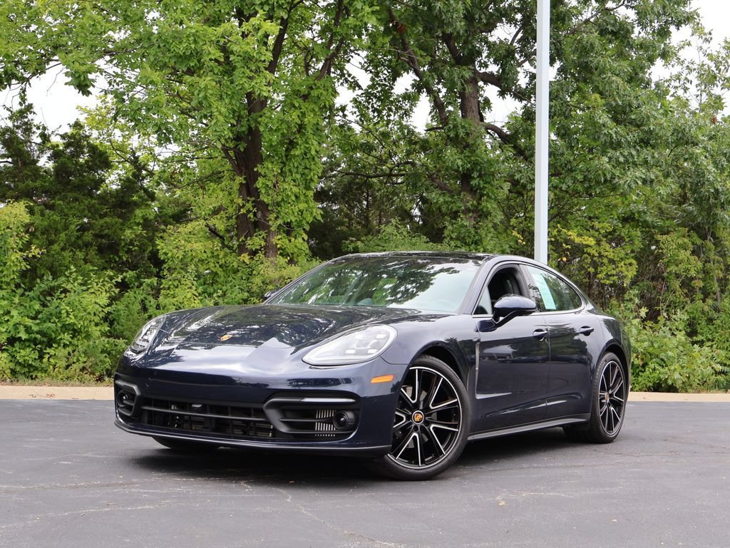 Certified 2023 Porsche Panamera 4 Platinum Edition AWD/4WD image 1