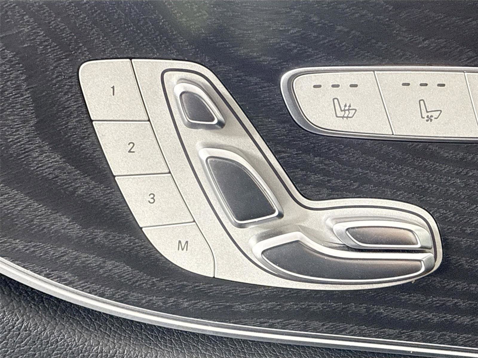 Used 2020 Mercedes-Benz E 53 AMG 4MATIC Cabriolet image 33