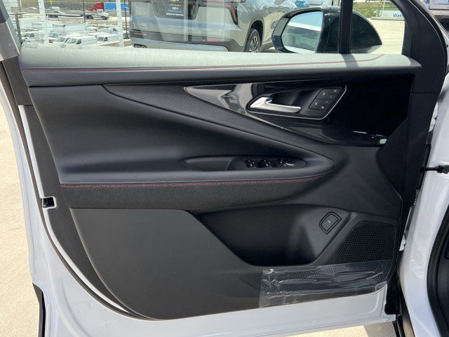 Used 2024 Chevrolet Blazer EV RS image 21