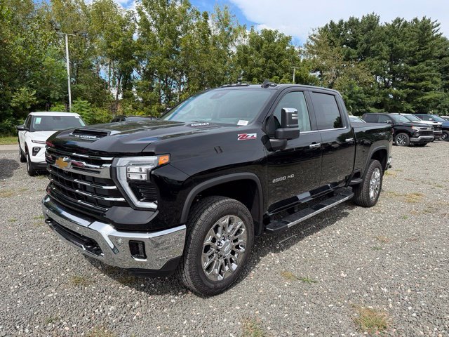 New 2026 Chevrolet Silverado 2500 LTZ w/ LTZ Convenience Package AWD/4WD image 6