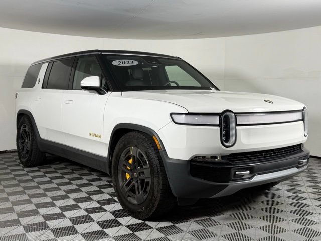 Used 2023 Rivian R1S Adventure AWD/4WD image 8