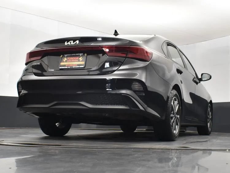 Used 2024 Kia Forte LXS FWD image 10