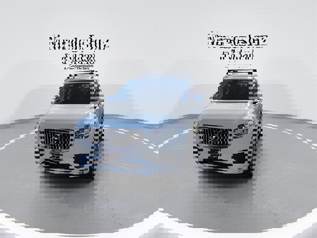 Used 2020 Volvo XC90 T5 Momentum w/ Protection Package image 3