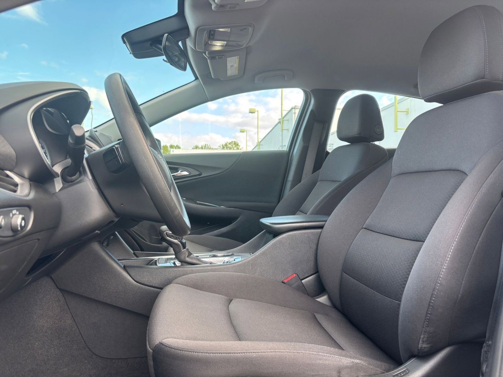 Used 2024 Chevrolet Malibu LT FWD image 28