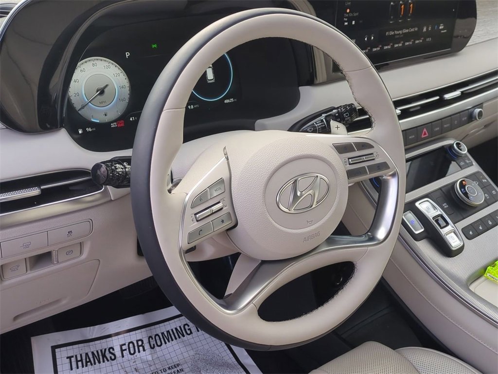 Used 2023 Hyundai Palisade Calligraphy image 14