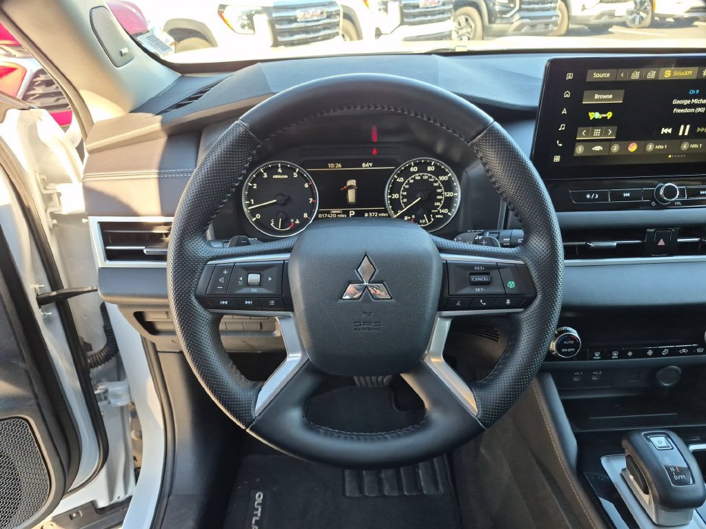 Used 2025 Mitsubishi Outlander SE AWD/4WD image 23