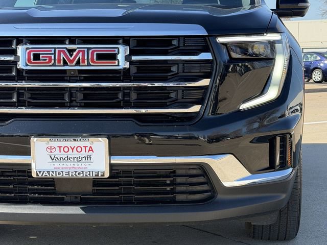 Used 2025 GMC Acadia Elevation image 9